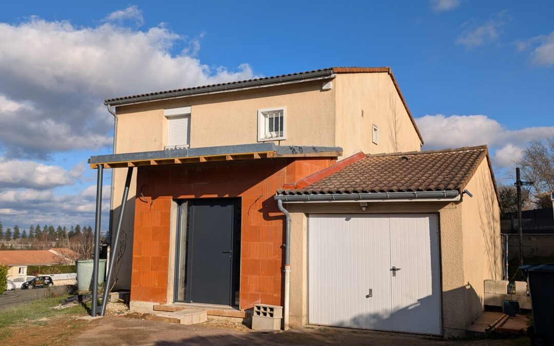 Extension et aménagement d’un entrée d’habitation, Condat 2025