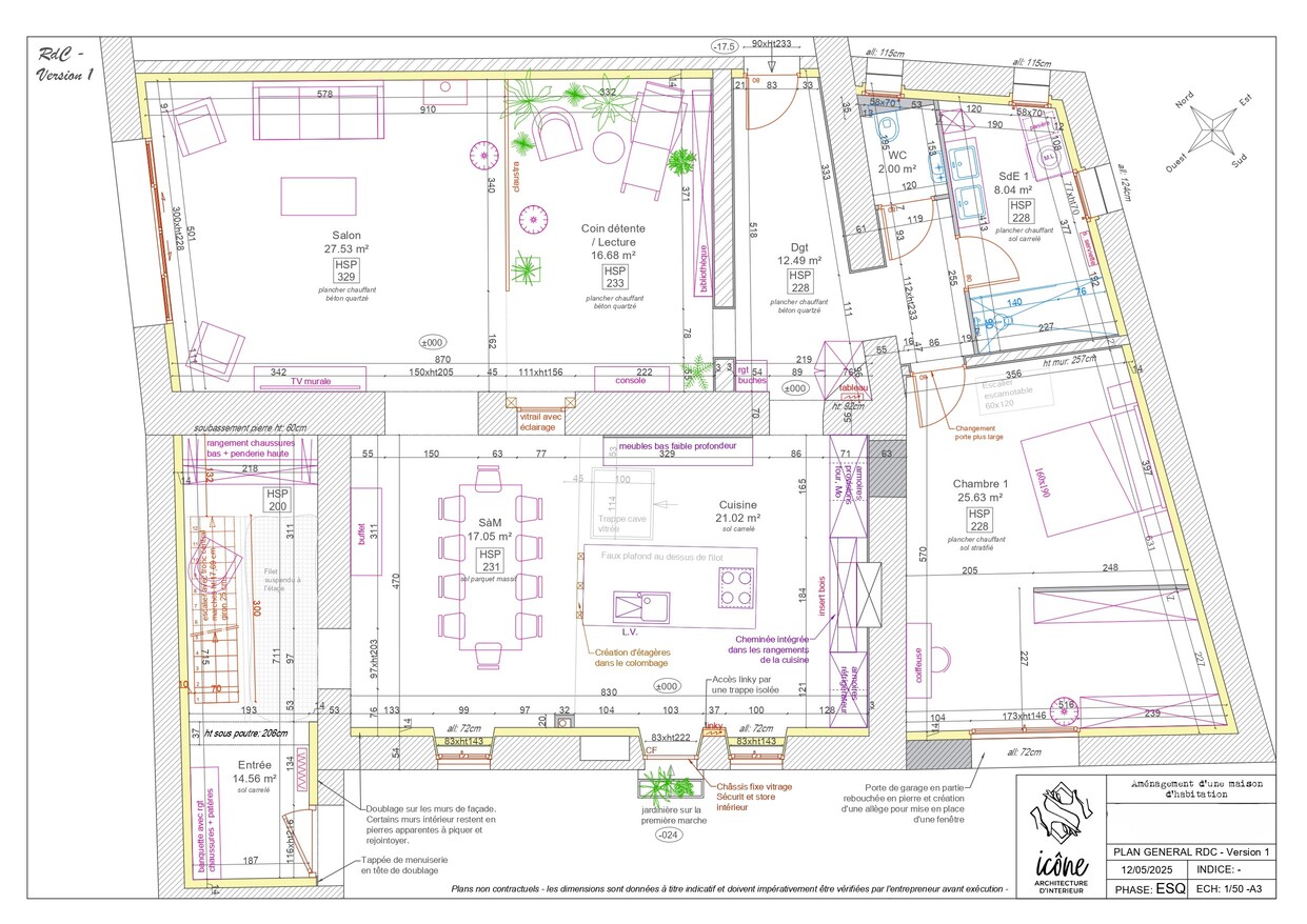 Plan d’esquisse du rez-de-chaussée, première version avec propositions d’aménagement des pièces de vie et de circulation.