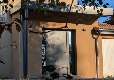 Extension d’une maison pour créer une véritable entrée, Condat 2025